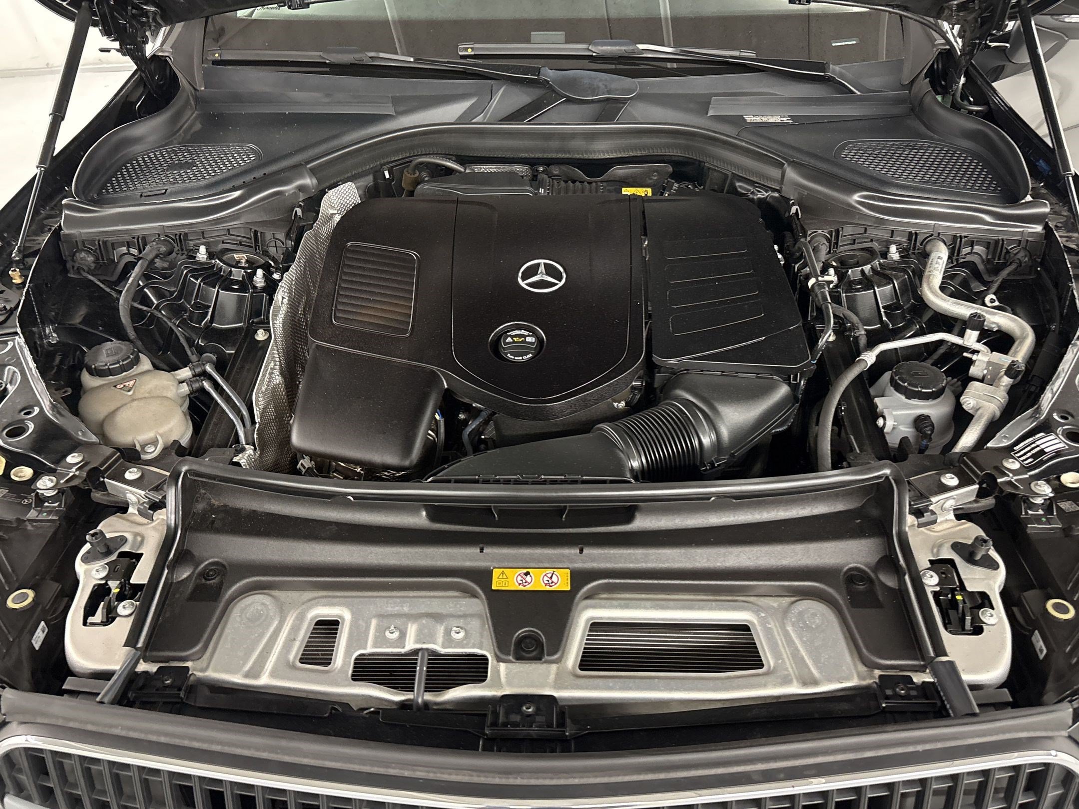 Certified 2023 Mercedes-Benz GLC 300 4MATIC image 32