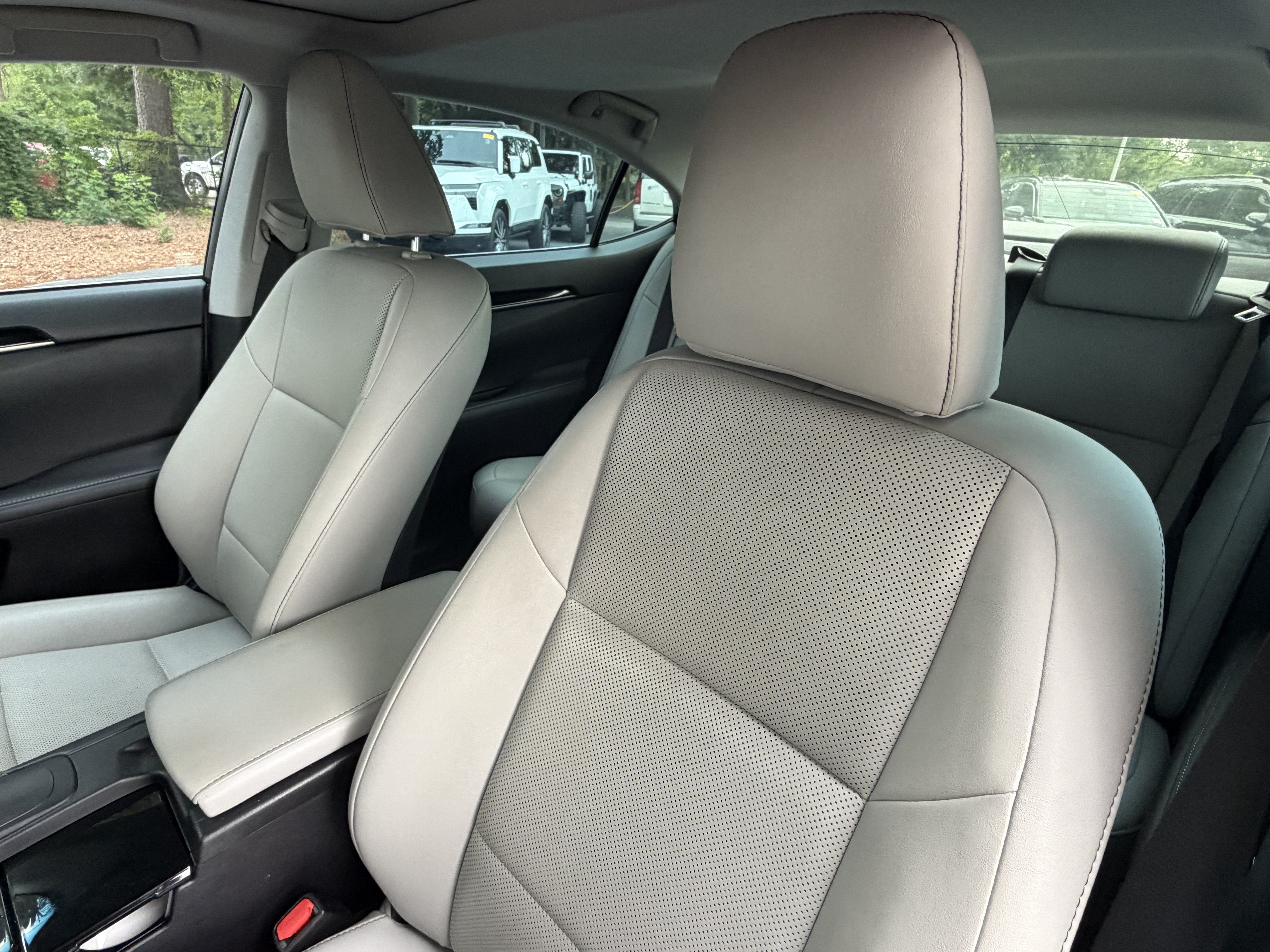 Used 2016 Lexus ES 350 FWD image 18
