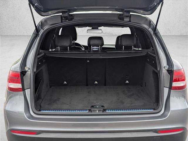 Used 2019 Mercedes-Benz GLC 300 4MATIC image 6