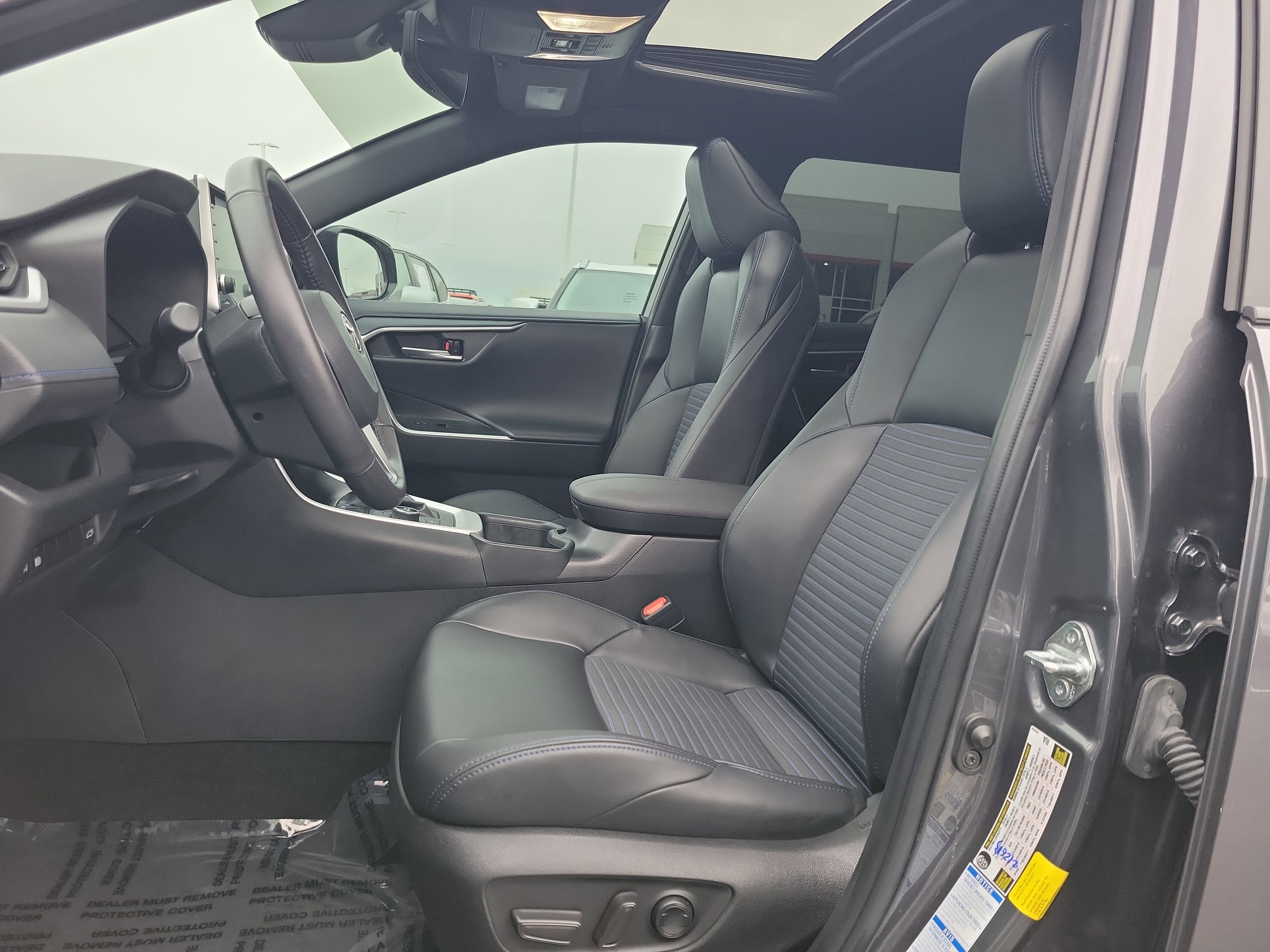 Certified 2022 Toyota RAV4 XSE image 21