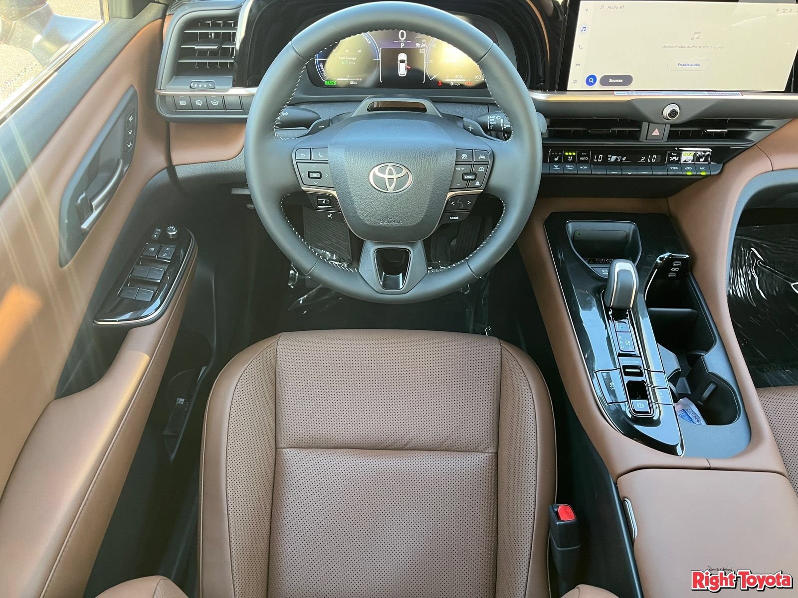 Certified 2026 Toyota Crown Signia w/ Advanced Technology Package AWD/4WD image 17