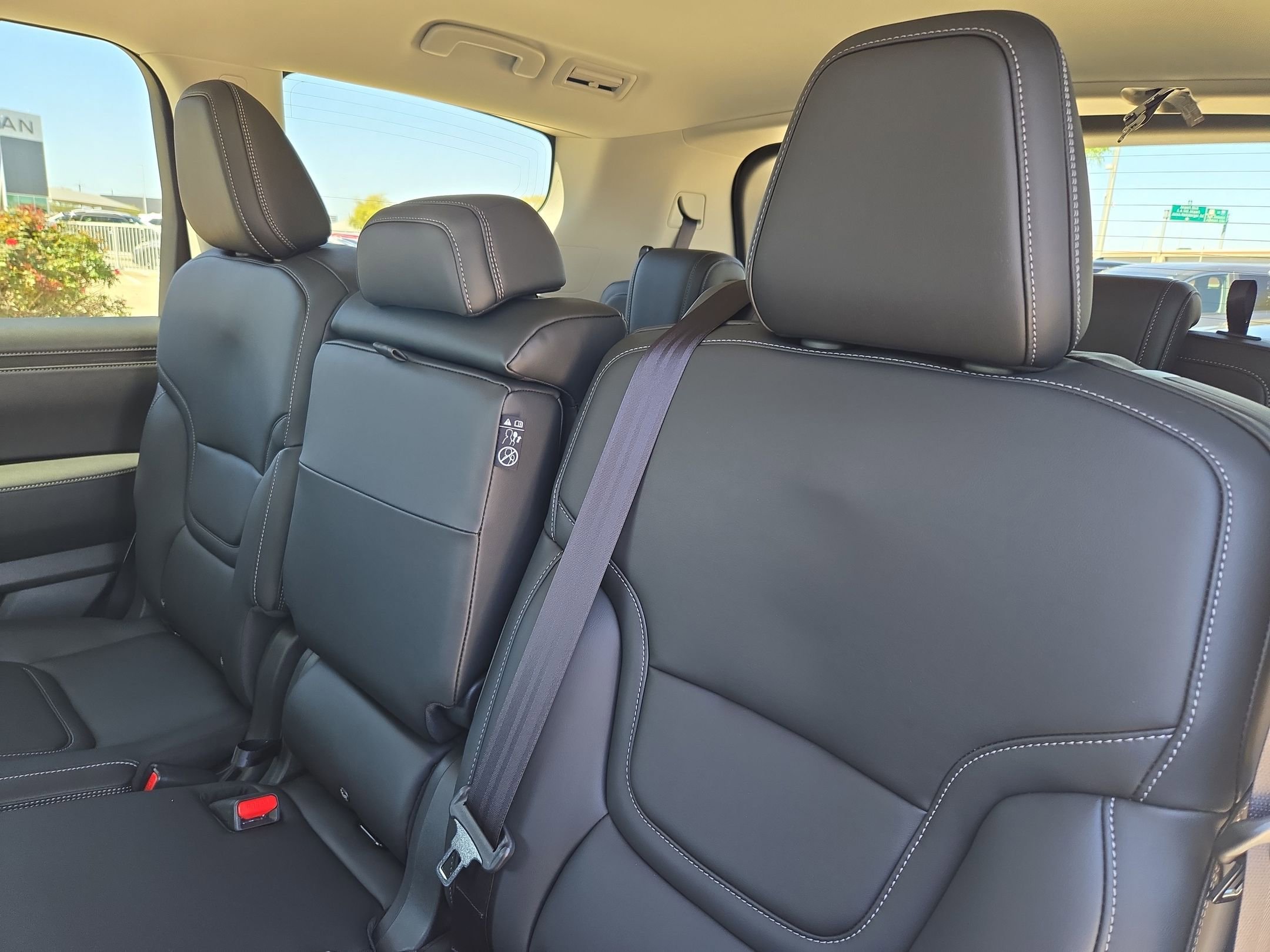 New 2026 Nissan Armada SV image 12