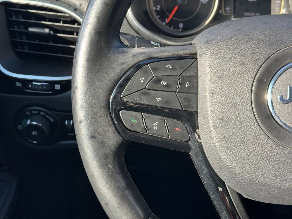 Used 2019 Jeep Cherokee Latitude Plus image 38