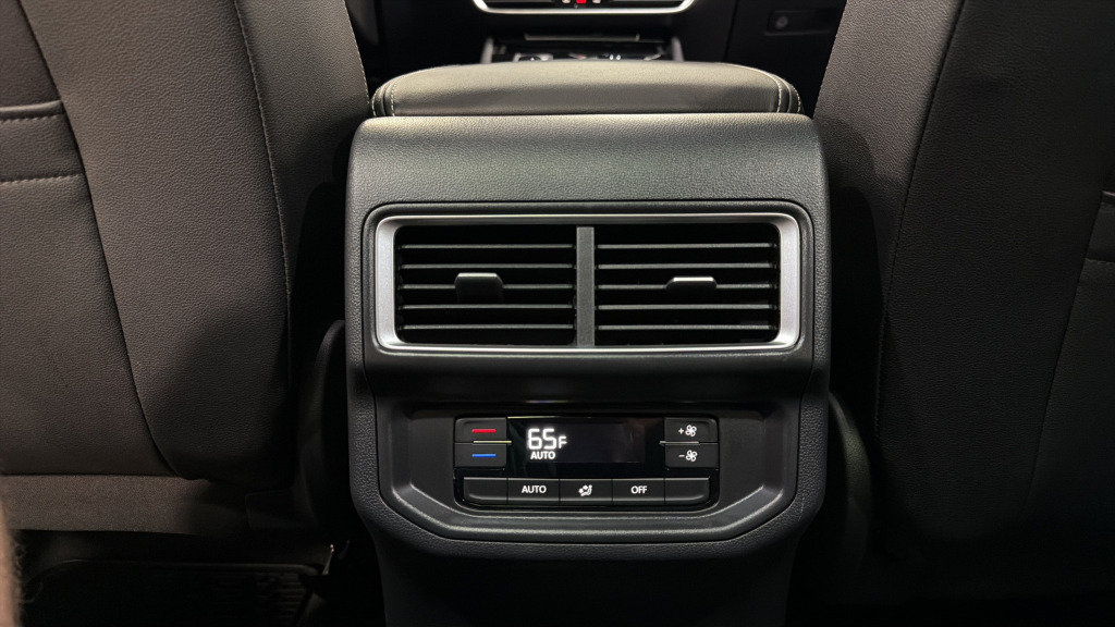 Certified 2026 Volkswagen Atlas SE AWD/4WD image 36