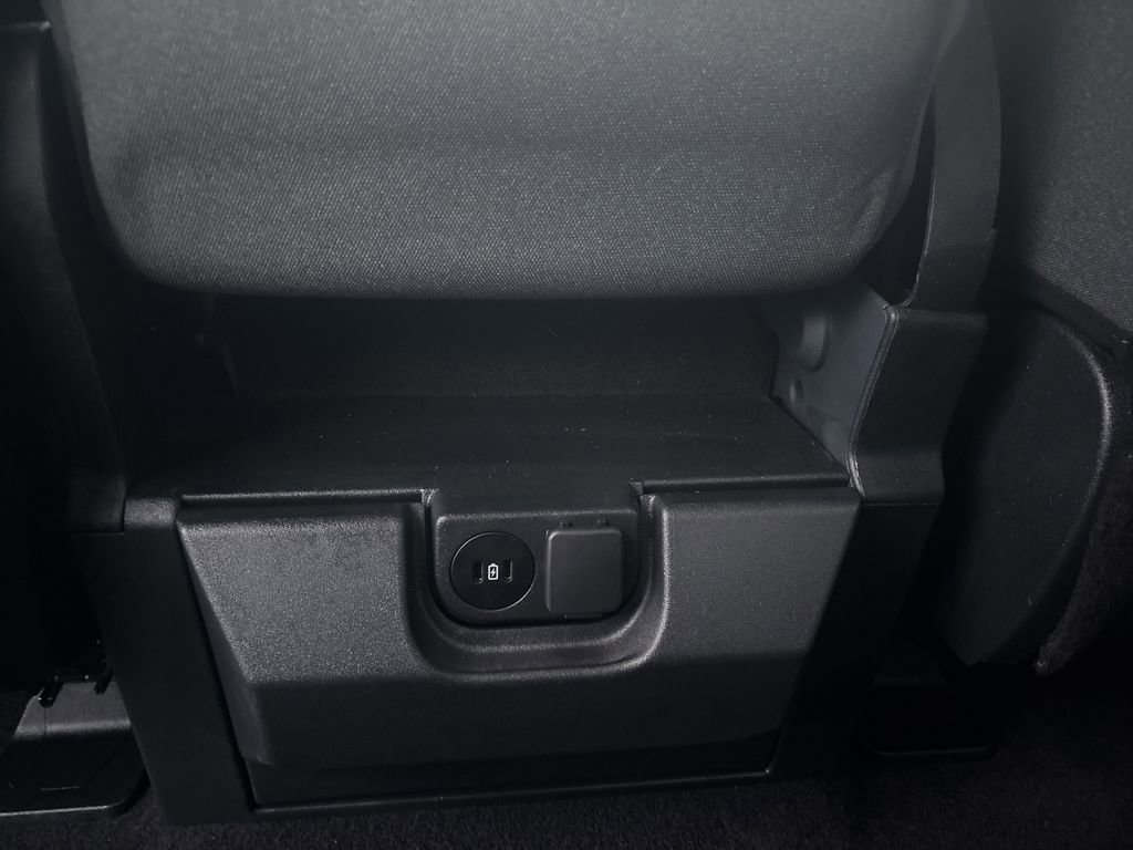 Used 2024 Ford F150 XLT w/ Tow/Haul Package image 39