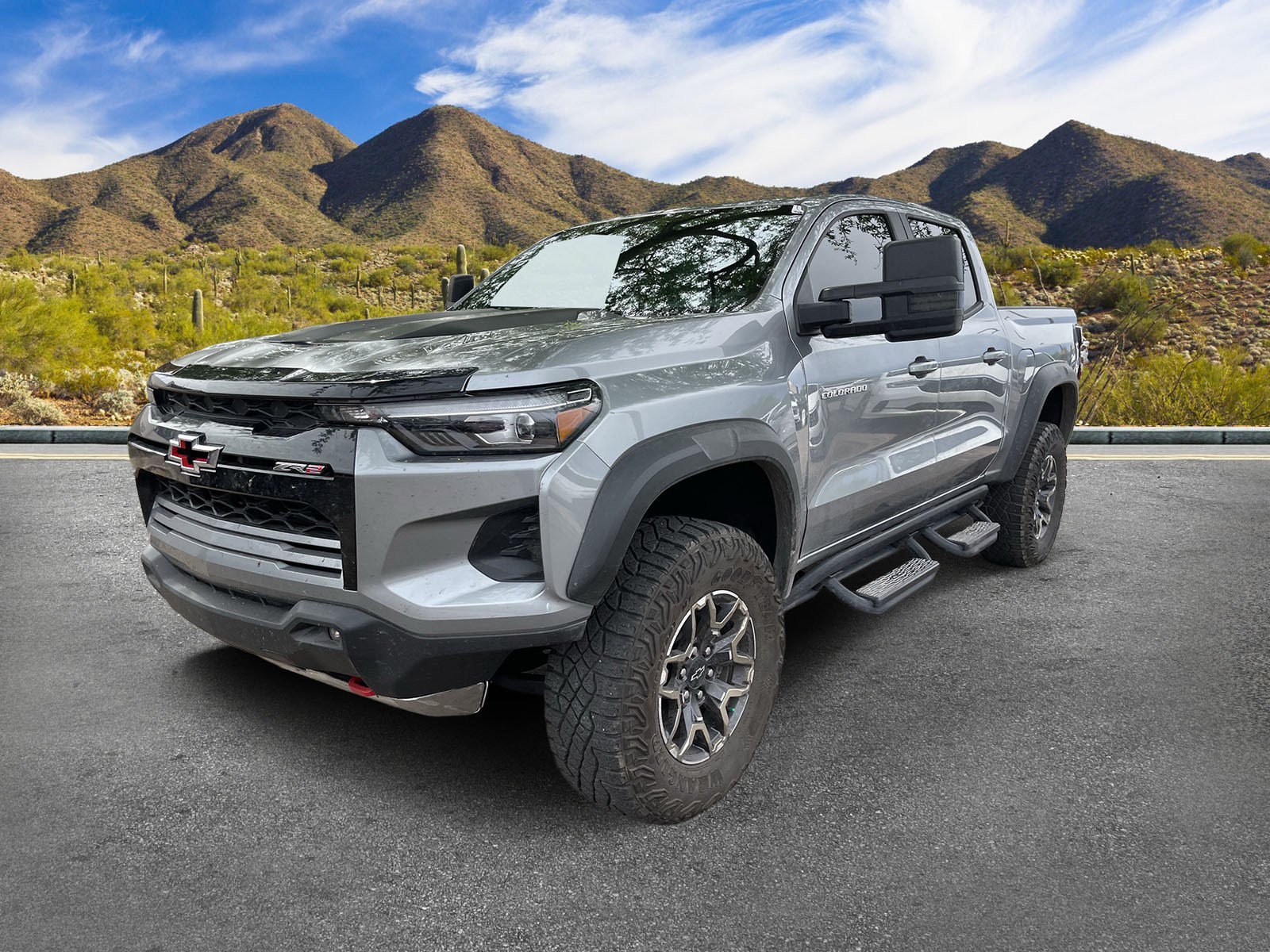Used 2023 Chevrolet Colorado ZR2 w/ ZR2 Convenience Package III AWD/4WD image 16