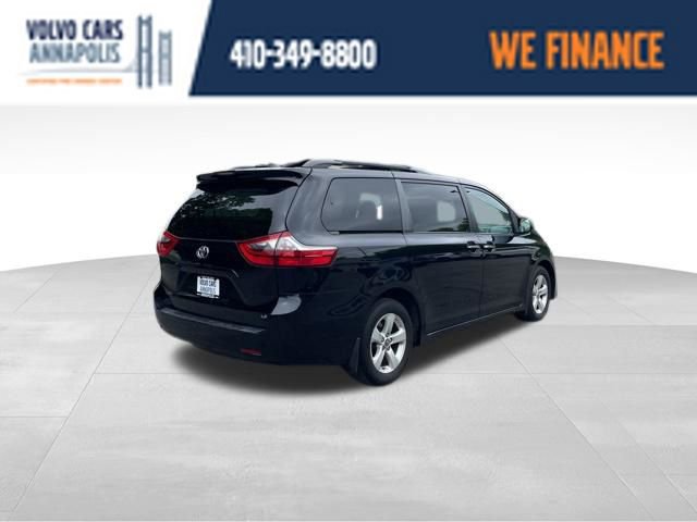 Used 2020 Toyota Sienna LE w/ LE Preferred Package FWD image 8