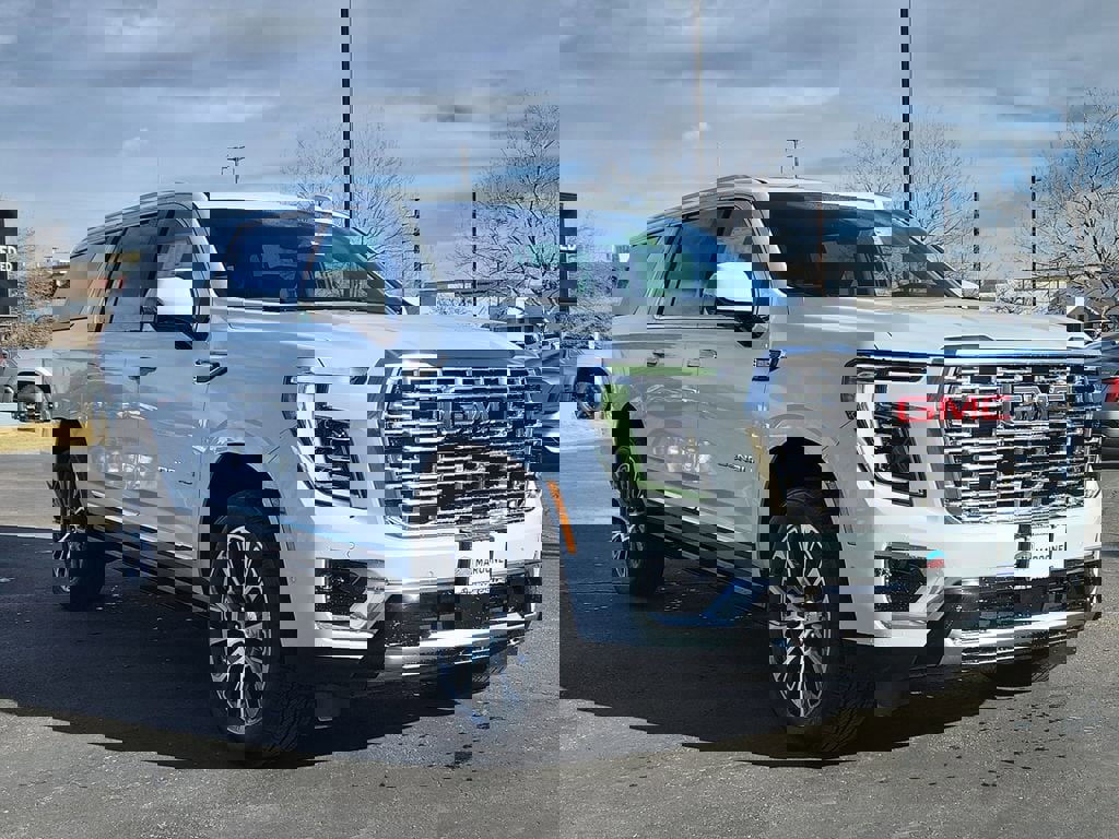 New 2026 GMC Yukon XL Denali w/ Denali Reserve Package image 2