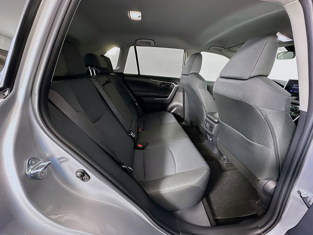 Used 2025 Toyota RAV4 LE image 27