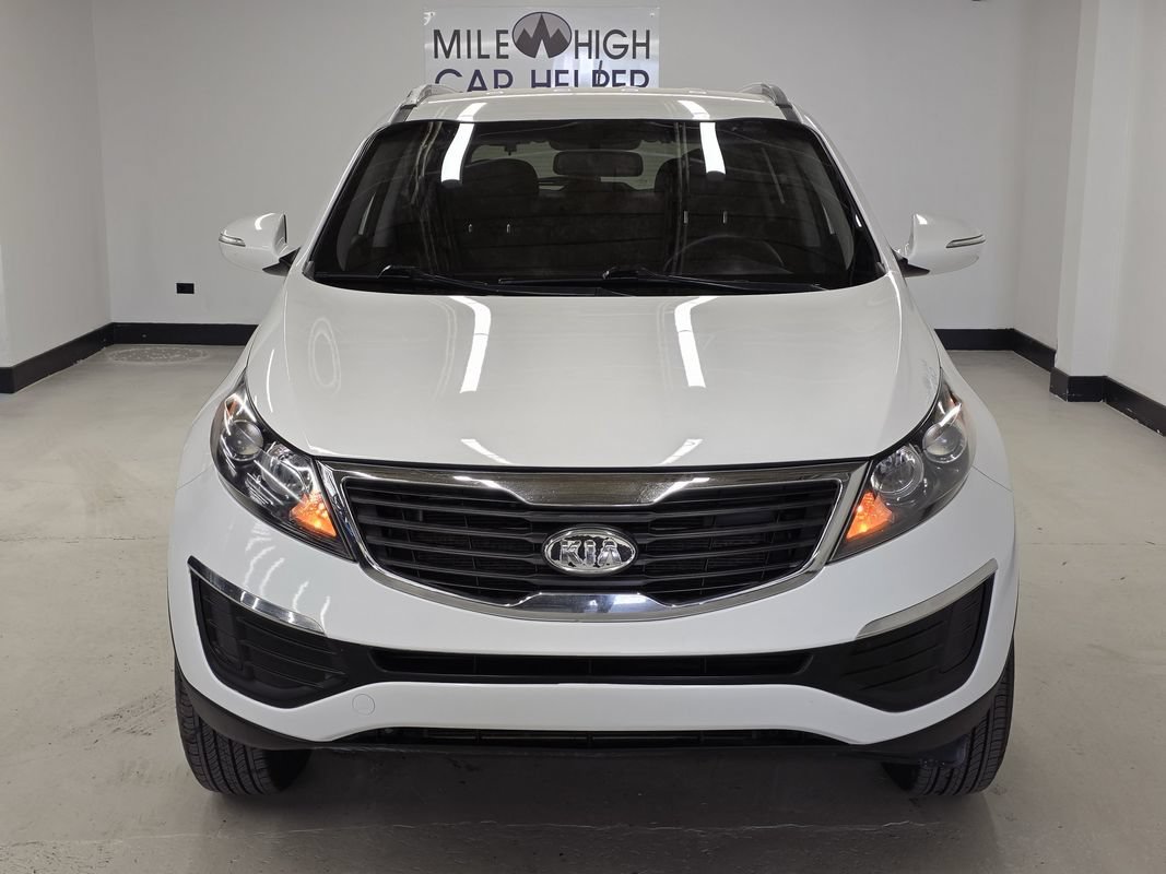 Used 2011 Kia Sportage LX w/ Convenience Pkg AWD/4WD image 2