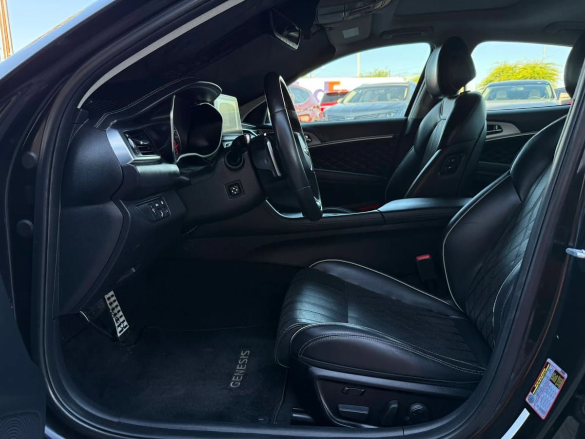 Used 2019 Genesis G70 3.3T Advanced w/ Prestige Package RWD image 41