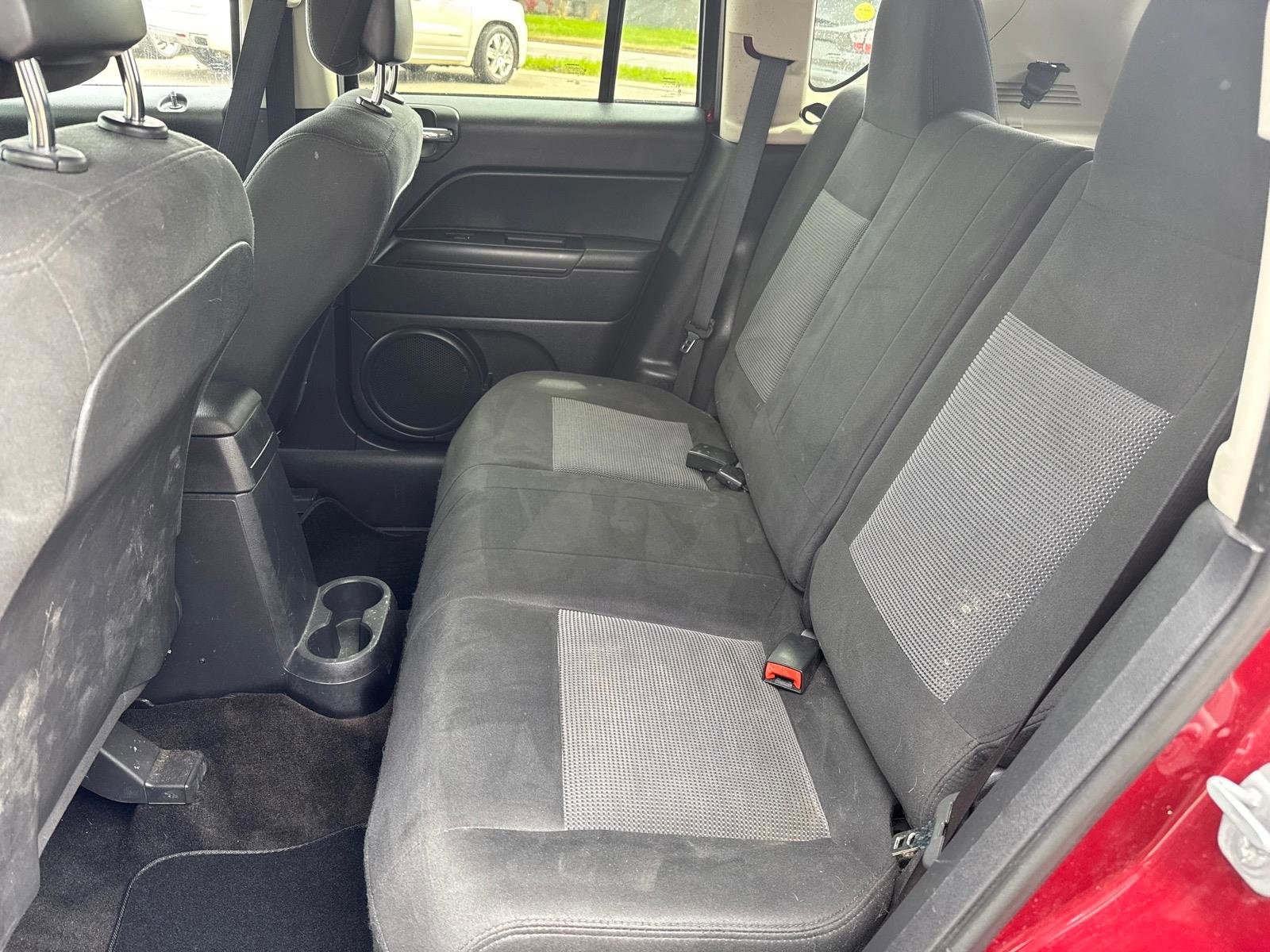 Used 2015 Jeep Compass Sport w/ Power Value Group FWD image 7