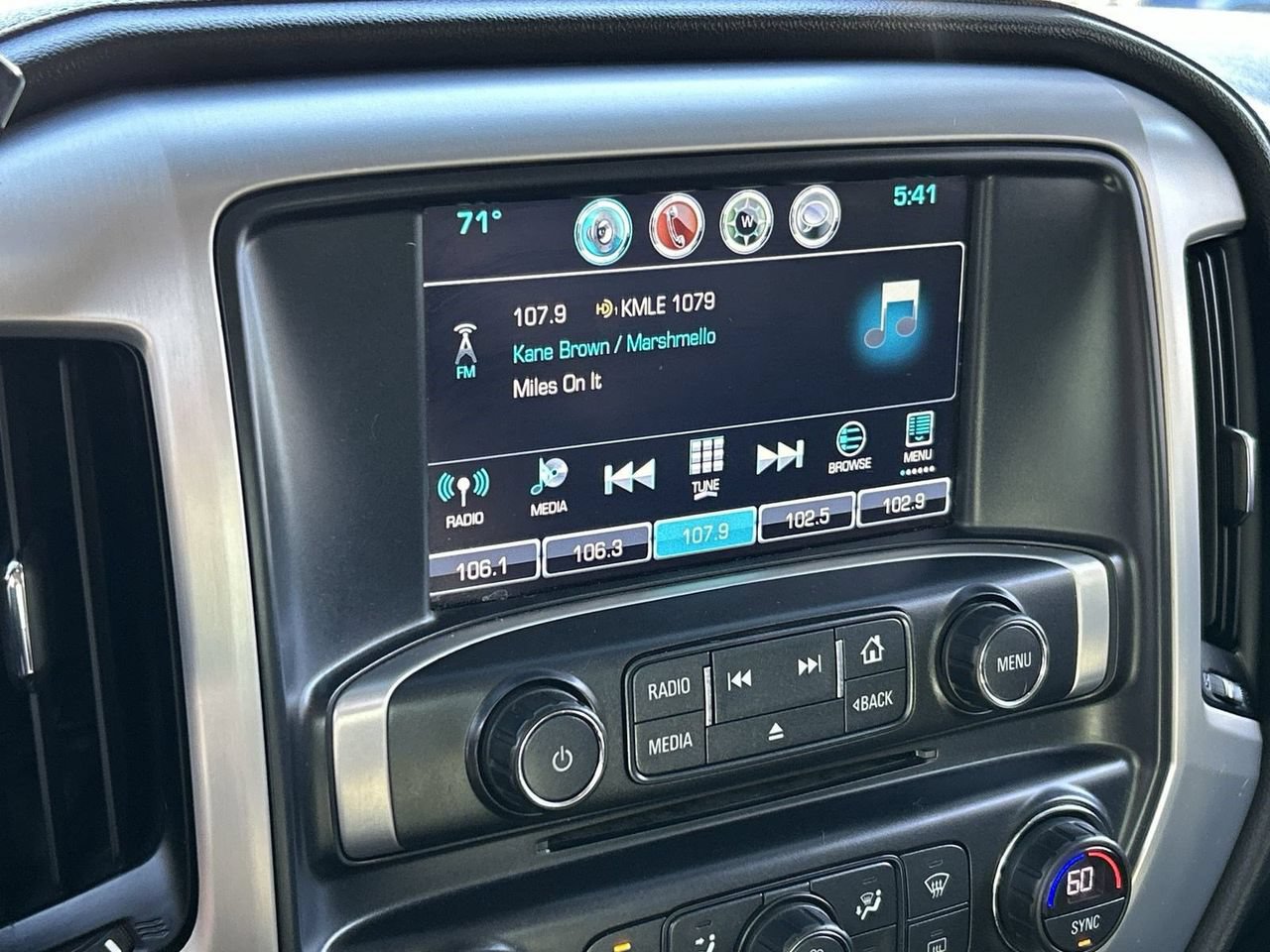 Used 2018 GMC Sierra 1500 SLE w/ SLE Value Package AWD/4WD image 23