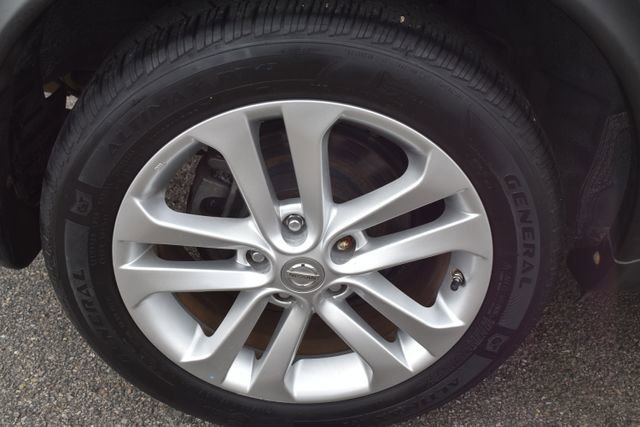 Used 2012 Nissan Juke SV image 42