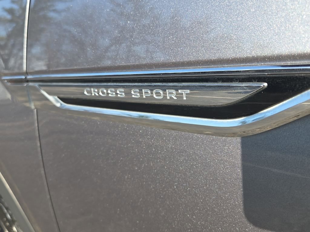 Used 2020 Volkswagen Atlas Cross Sport SEL Premium R-Line image 42