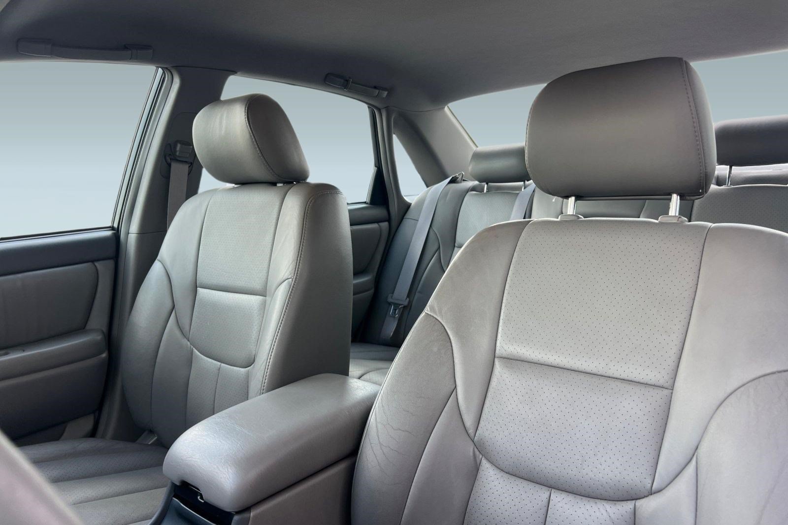 Used 2003 Toyota Avalon XL FWD image 25