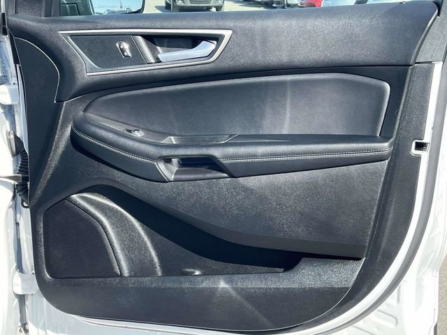Used 2024 Ford Edge SEL image 26