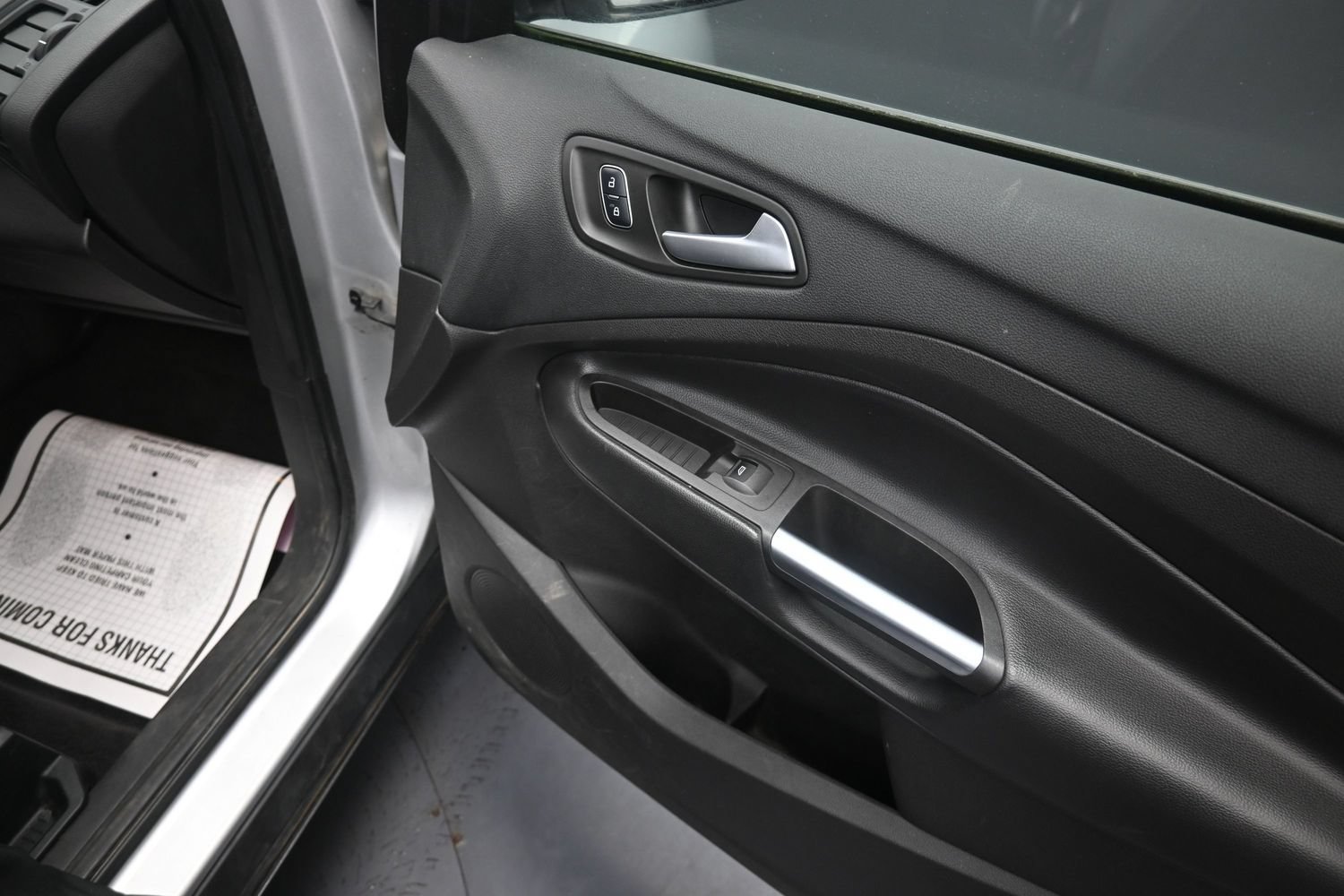 Used 2018 Ford Escape SE FWD image 23