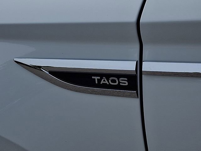 Used 2024 Volkswagen Taos S FWD image 34