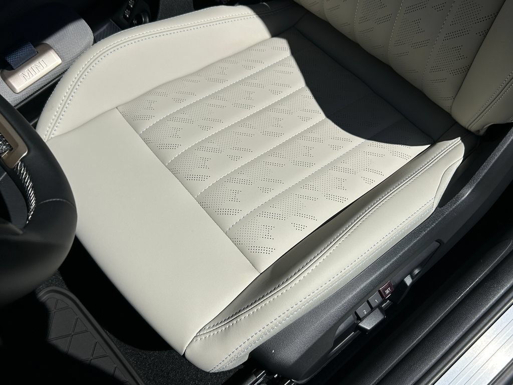New 2026 MINI Cooper S FWD image 15
