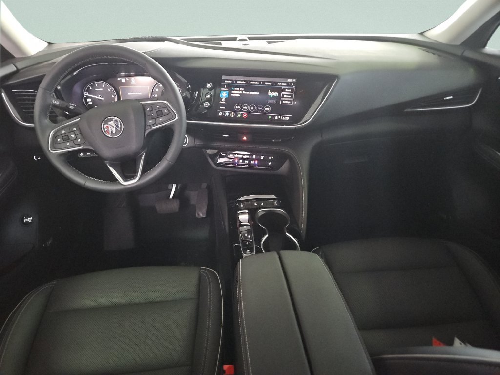 Used 2022 Buick Envision Essence w/ Technology Package I FWD image 11