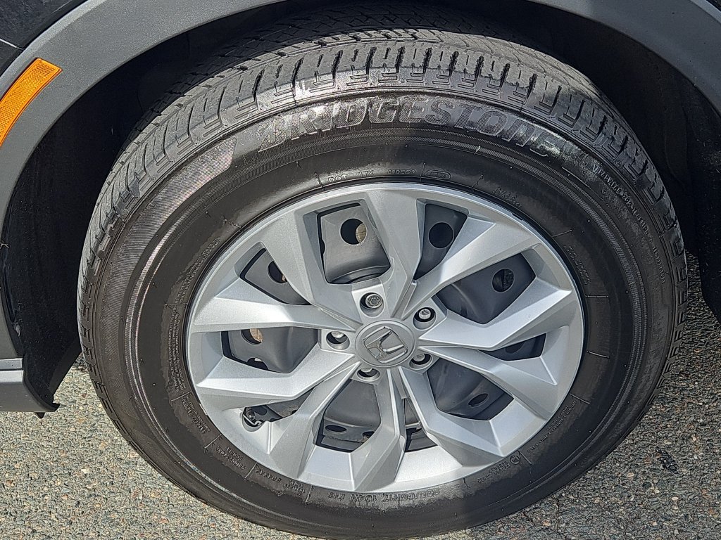 Used 2025 Honda CR-V LX image 7
