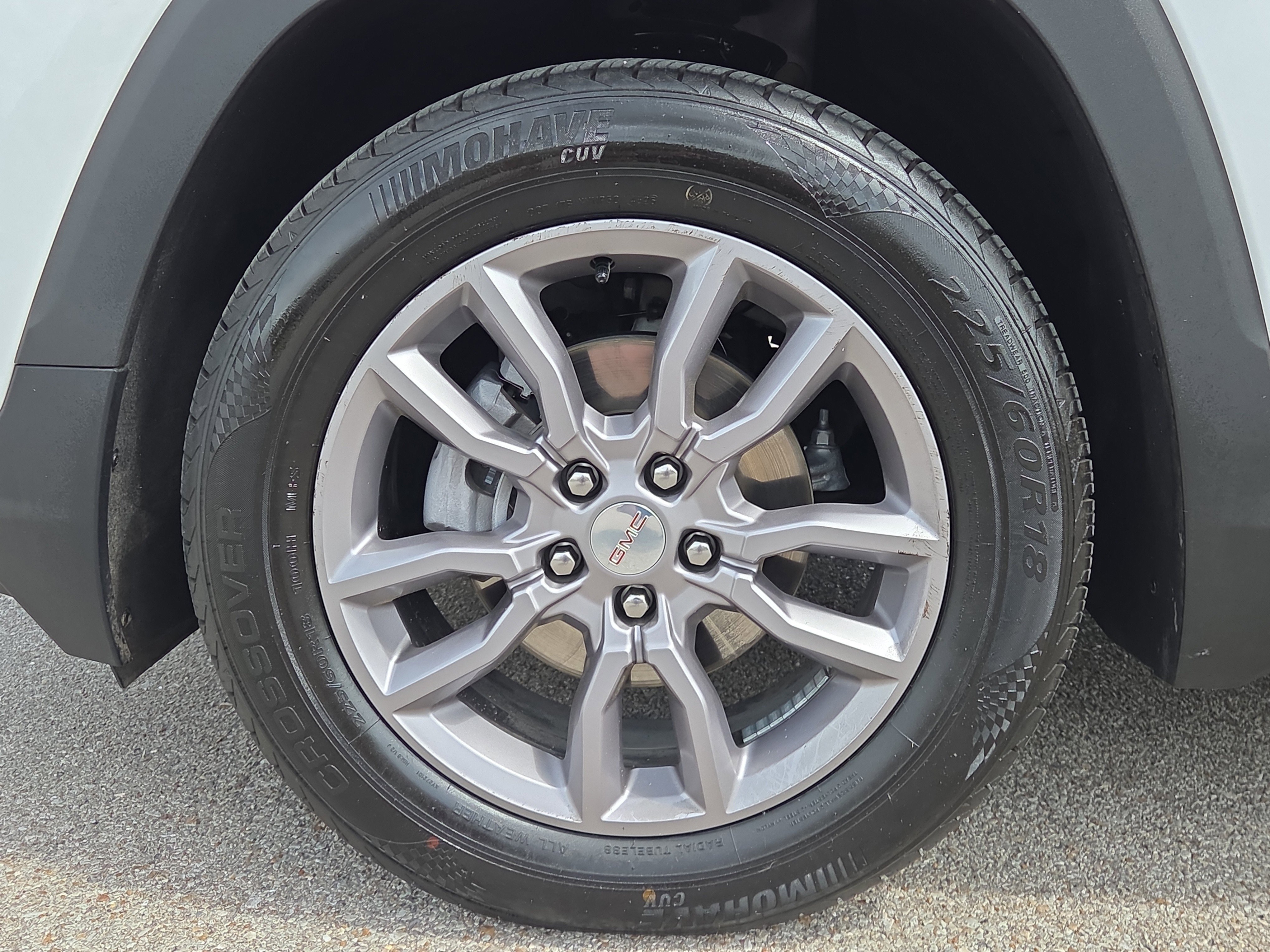 Used 2024 GMC Terrain SLT image 9