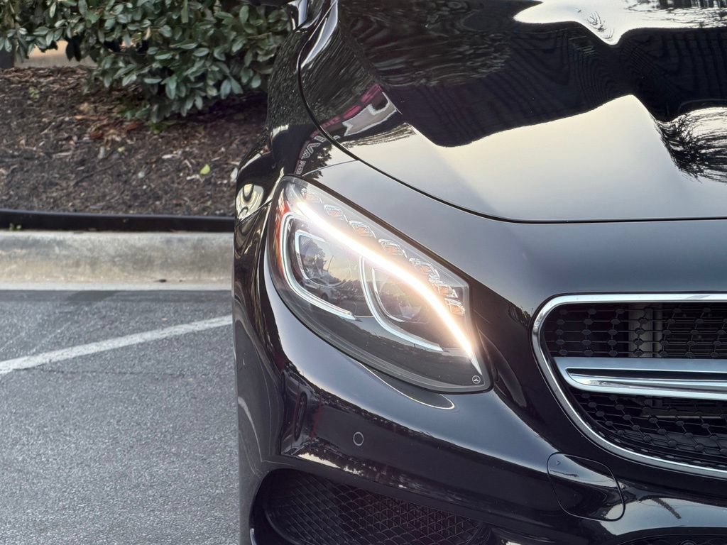 Used 2019 Mercedes-Benz S 560 4MATIC Coupe w/ Premium 1 Package image 4