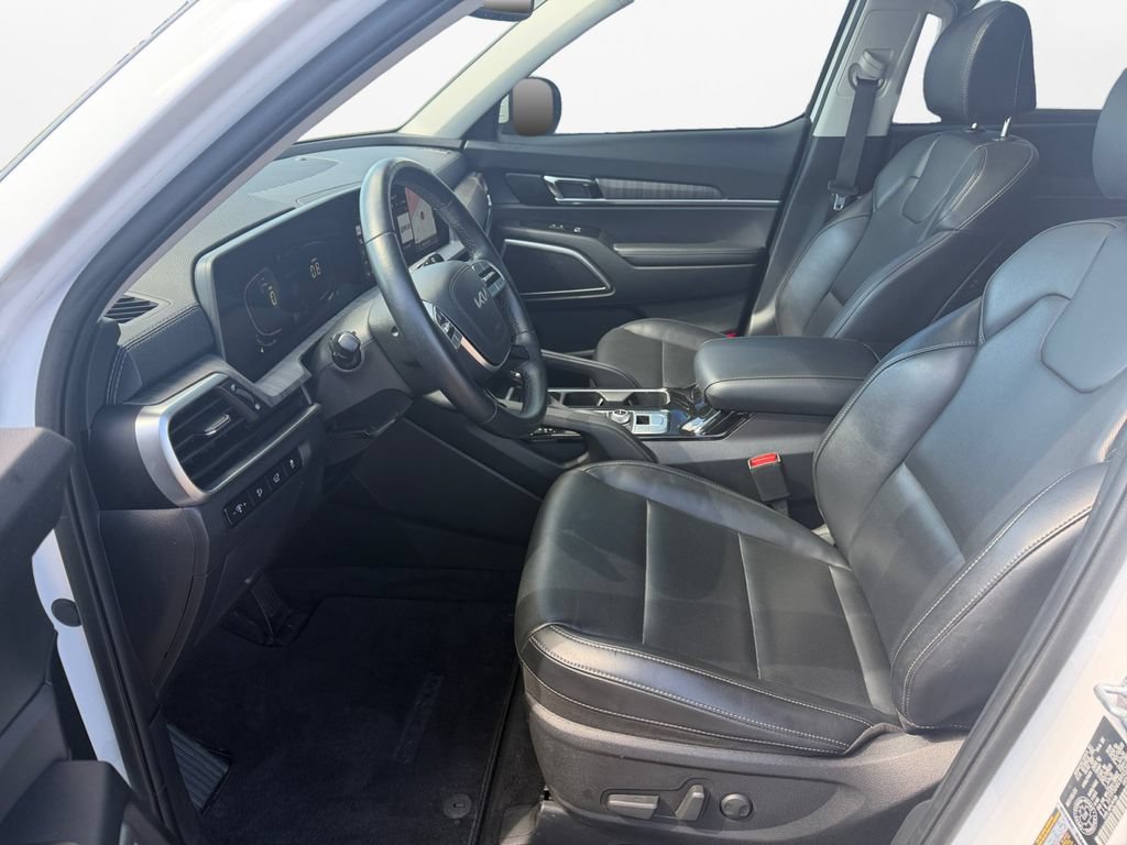 Used 2024 Kia Telluride EX AWD/4WD image 17