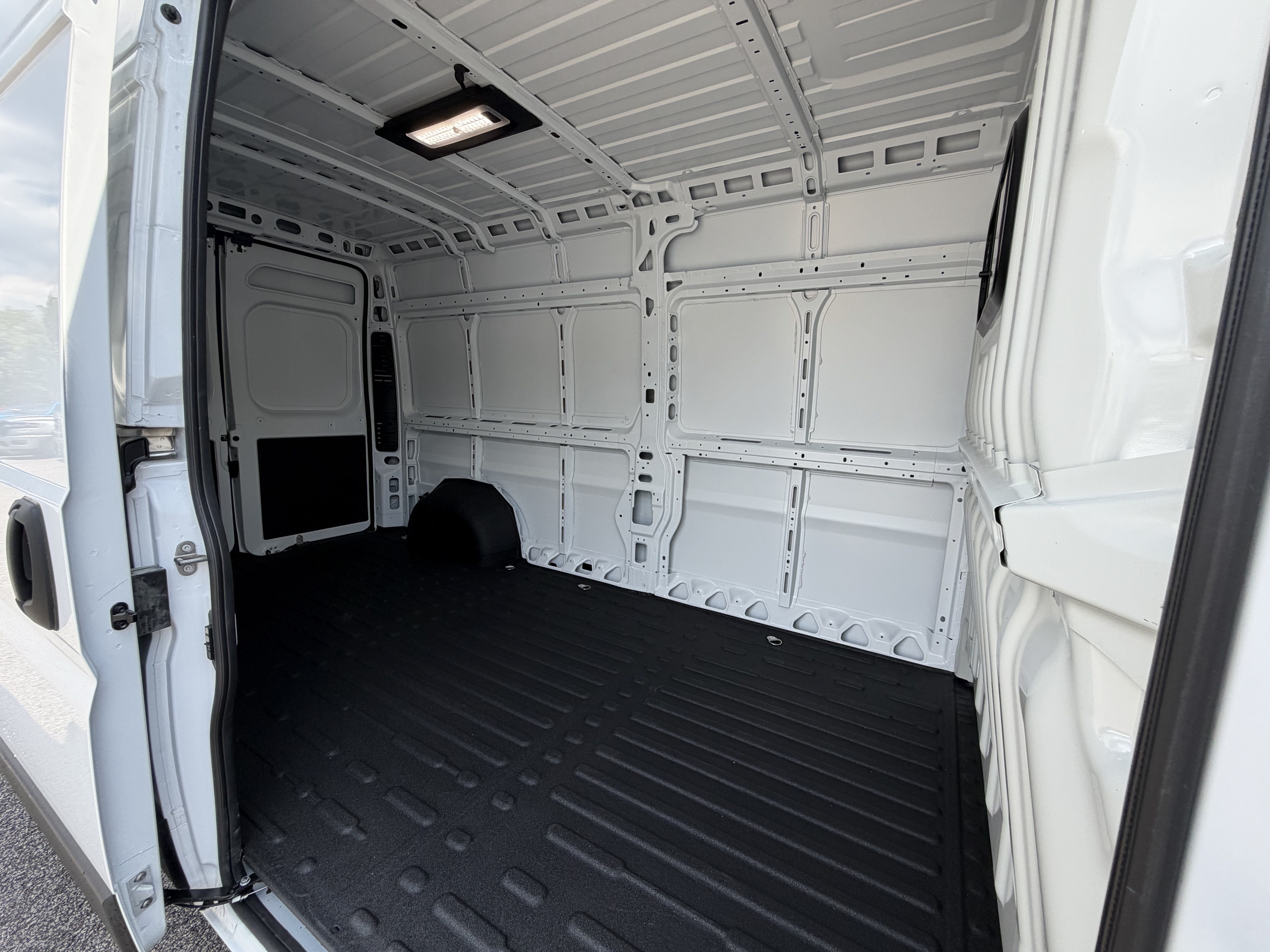 New 2026 RAM ProMaster 2500 w/ Safety Group FWD image 35