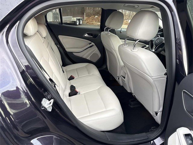 Used 2015 Mercedes-Benz GLA 250 4MATIC image 11