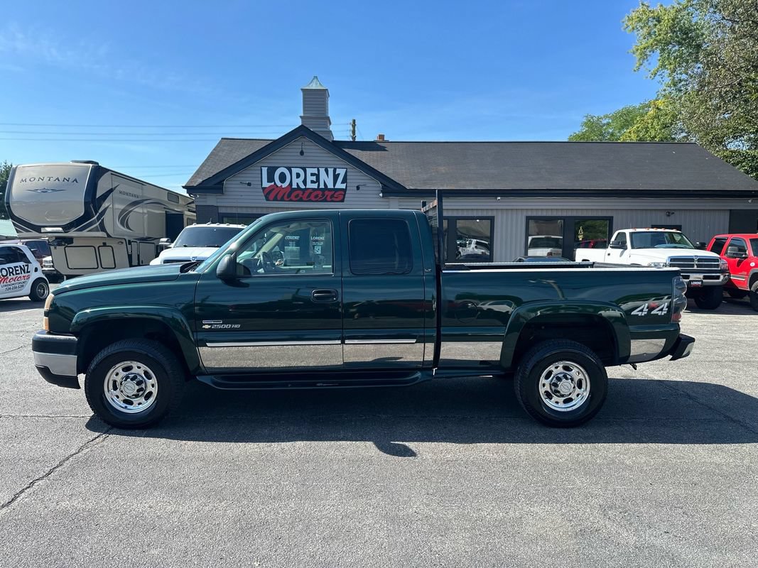 Used 2006 Chevrolet Silverado 2500 LT w/ Heavy-Duty Power Package AWD/4WD image 5