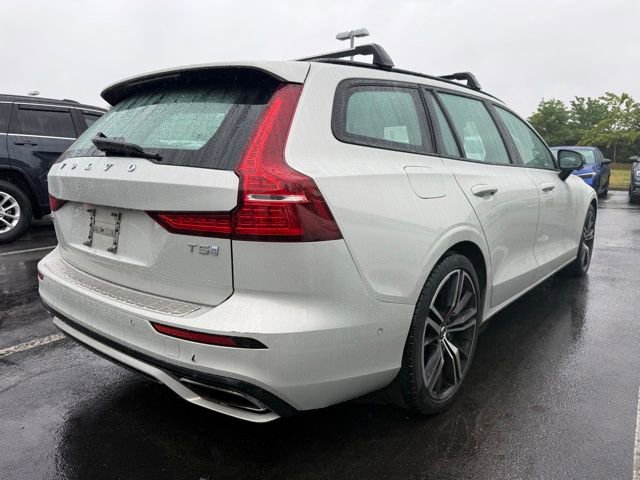 Used 2020 Volvo V60 T6 R-Design w/ Protection Package Premier FWD image 4