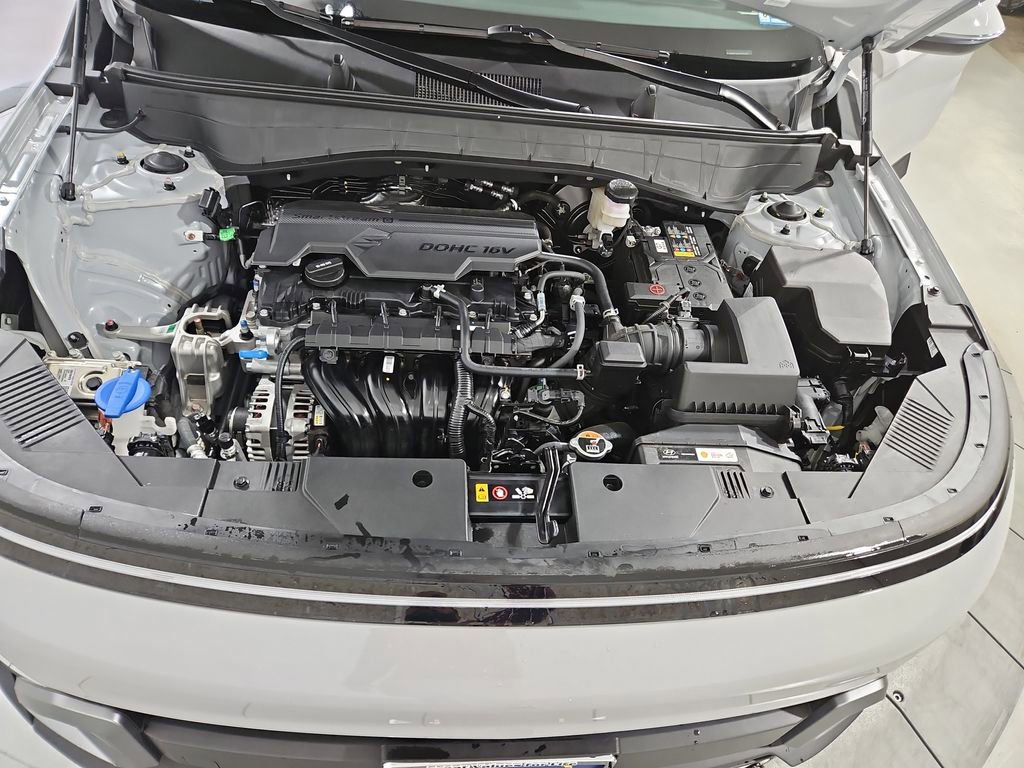 Certified 2025 Hyundai Kona SEL AWD/4WD image 23