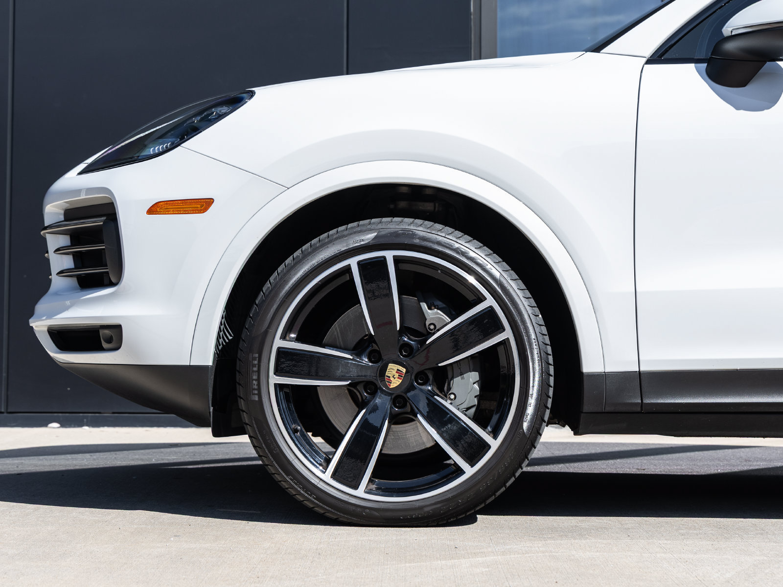 Certified 2023 Porsche Cayenne S Platinum AWD/4WD image 13