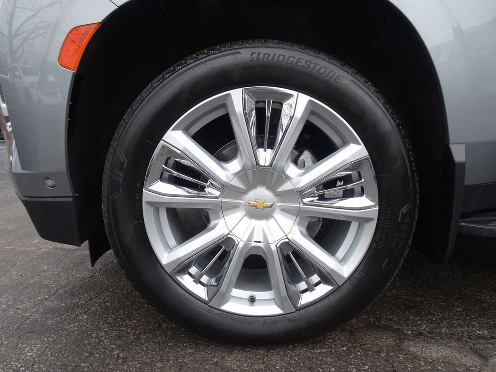 Used 2023 Chevrolet Tahoe High Country w/ Advanced Technology Package AWD/4WD image 26