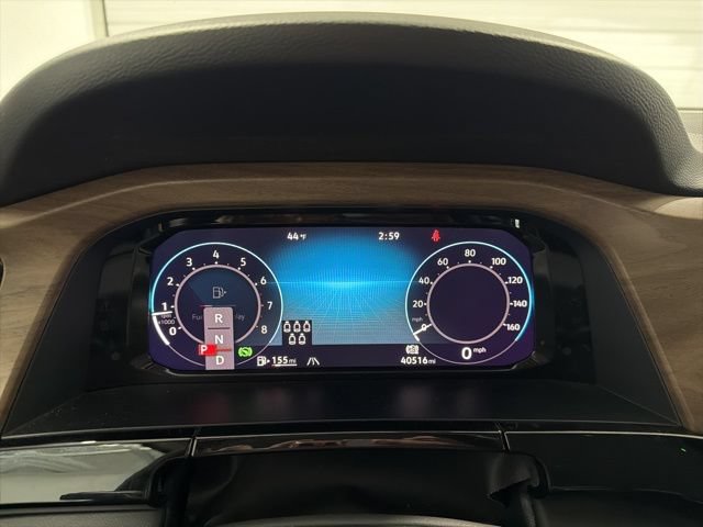 Used 2024 Volkswagen Atlas SE AWD/4WD image 14