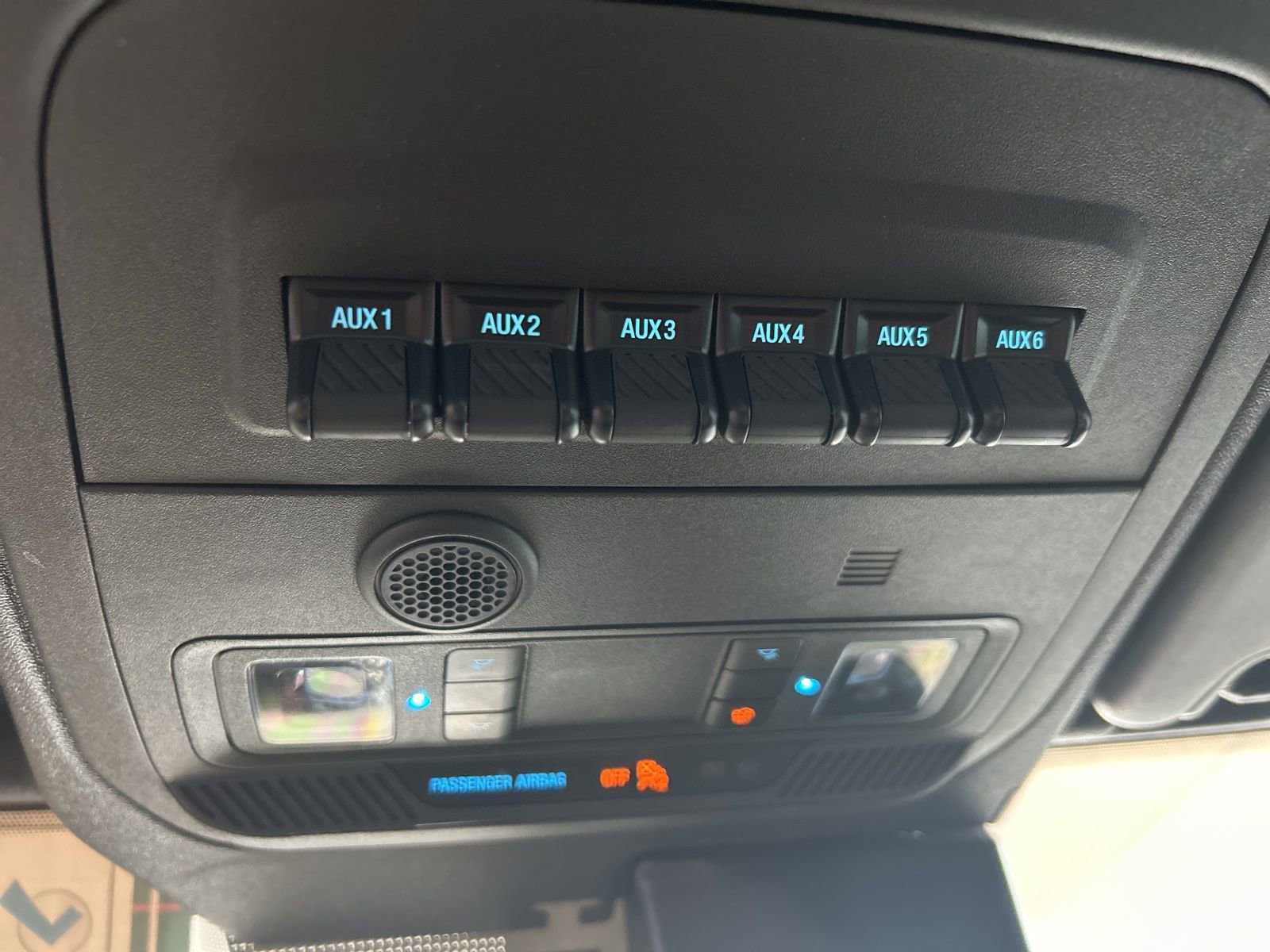 Used 2023 Ford Bronco Badlands image 31