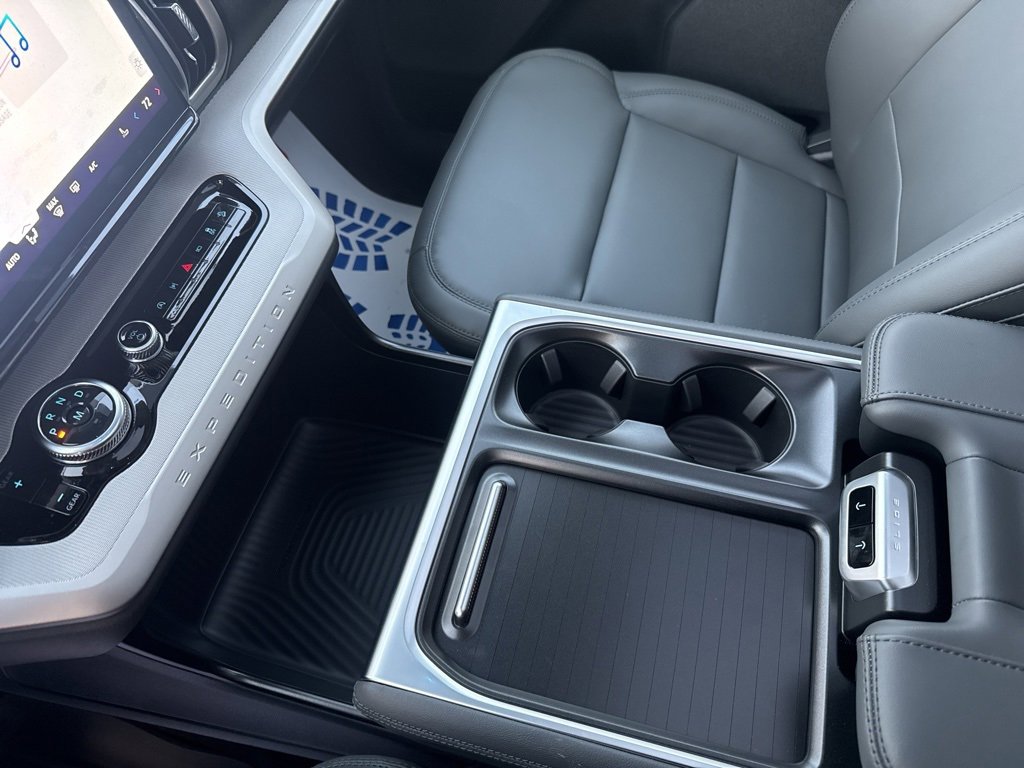 New 2026 Ford Expedition Max Active image 31