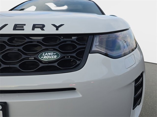 New 2025 Land Rover Discovery Sport Dynamic SE image 18