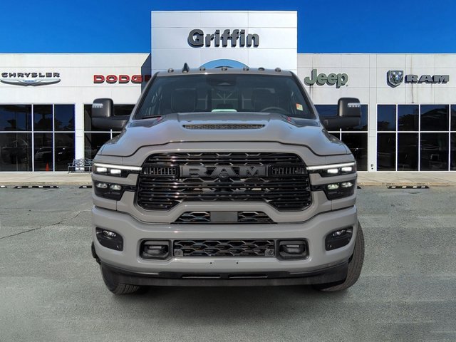 New 2026 RAM 3500 Laramie AWD/4WD image 12