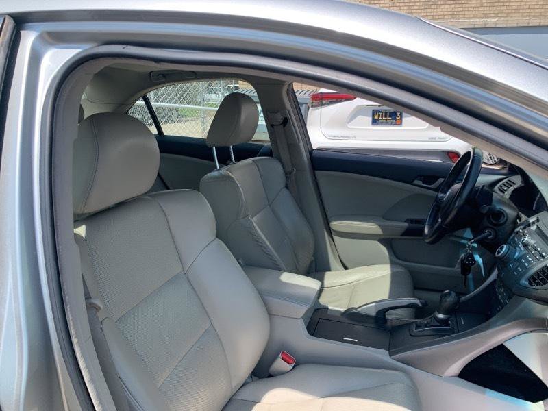 Used 2009 Acura TSX w/ Technology Package FWD image 7
