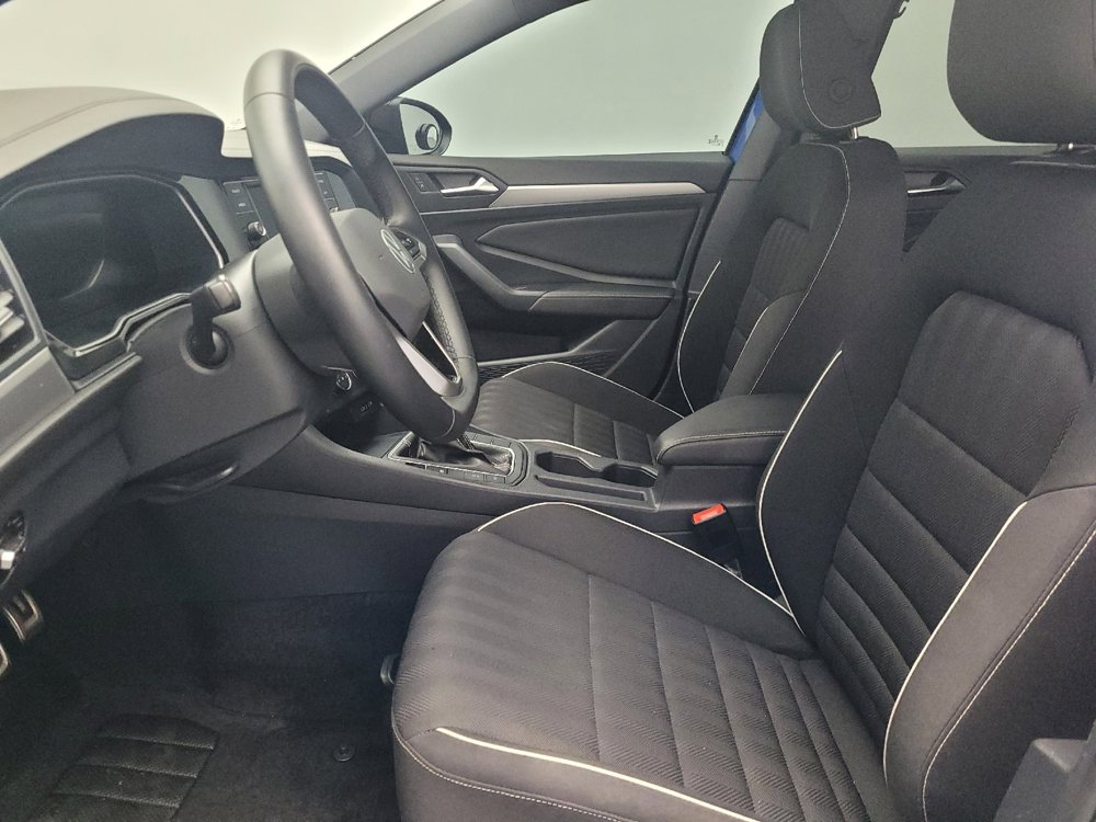 Used 2024 Volkswagen Jetta Sport image 17