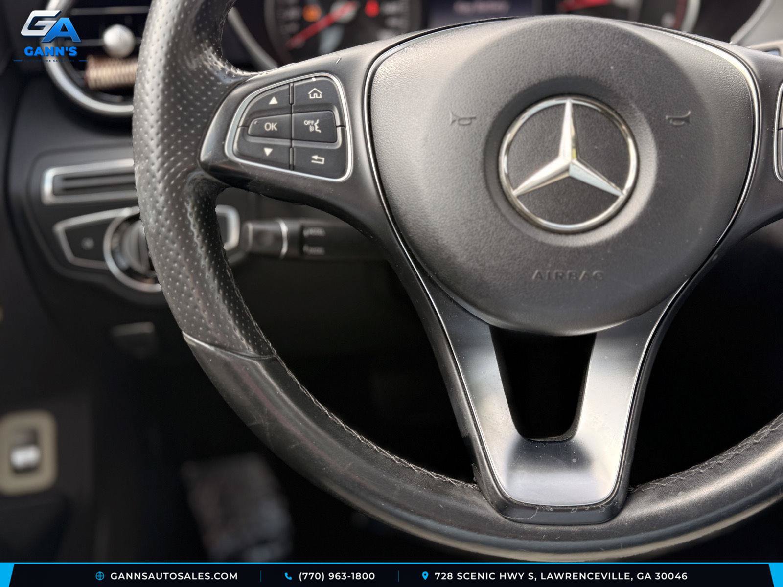Used 2015 Mercedes-Benz C 300 Sedan image 25