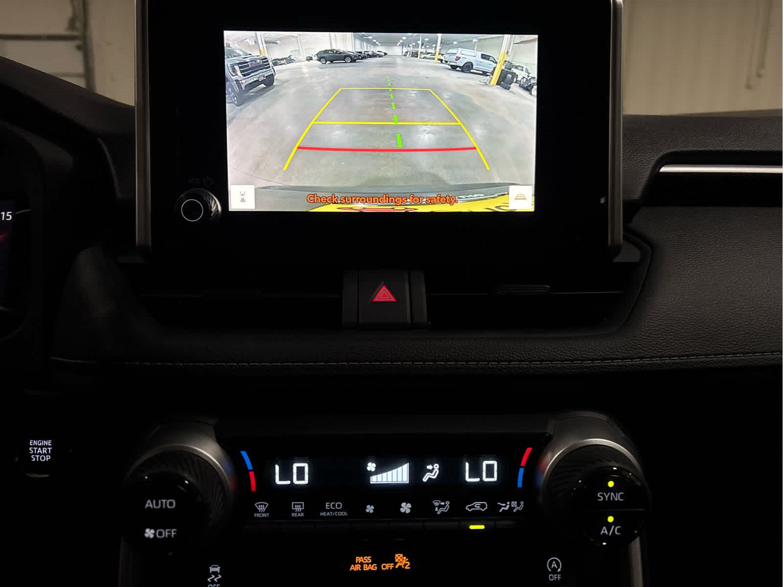 Used 2025 Toyota RAV4 XLE AWD/4WD image 10