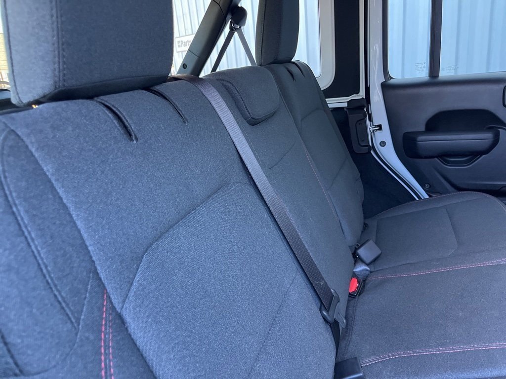 Used 2024 Jeep Wrangler Unlimited Rubicon image 26