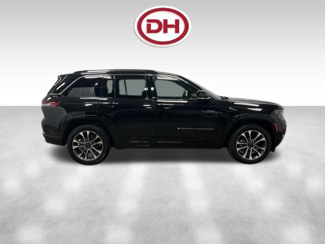 Used 2022 Jeep Grand Cherokee Overland image 2