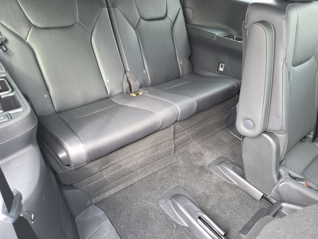 New 2026 Lexus TX 500h AWD image 27