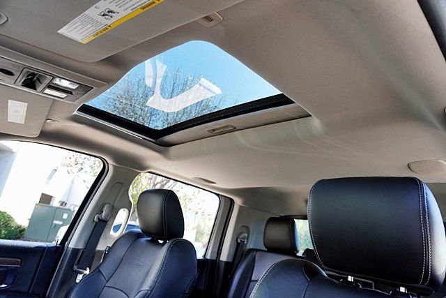 Used 2017 RAM 3500 Laramie w/ Convenience Group image 20