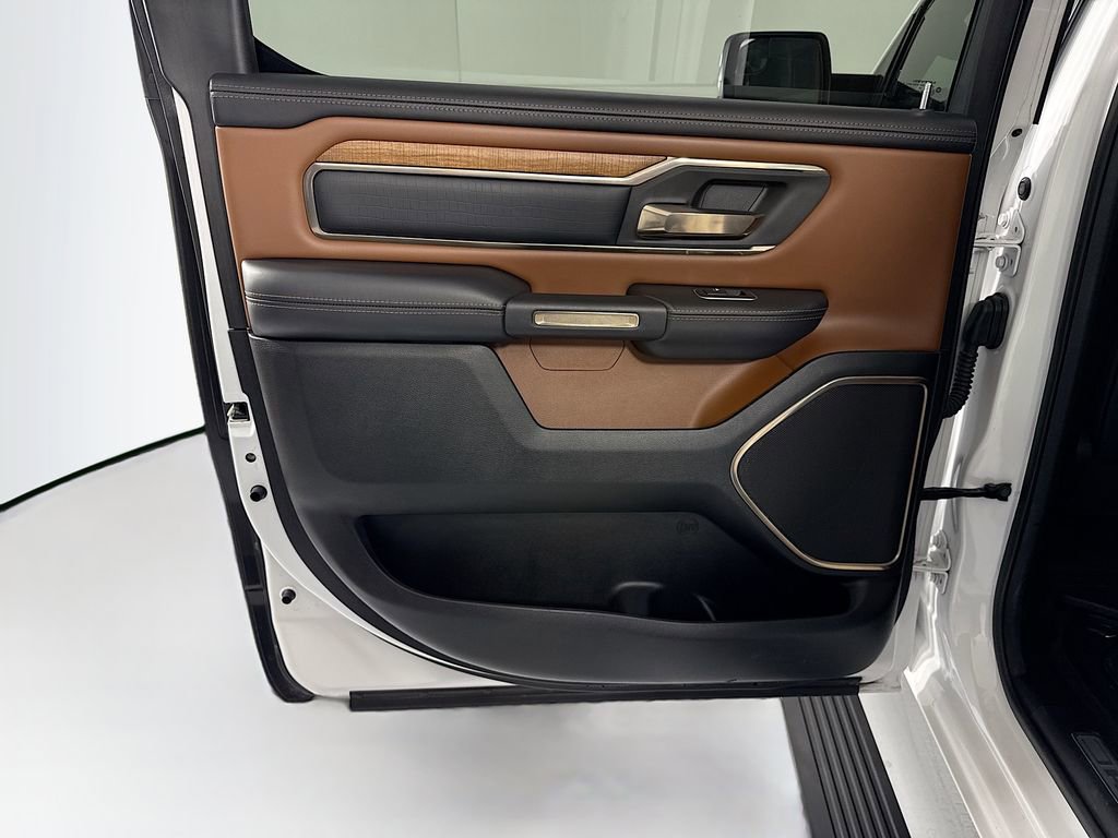 Used 2020 RAM 1500 Limited image 27